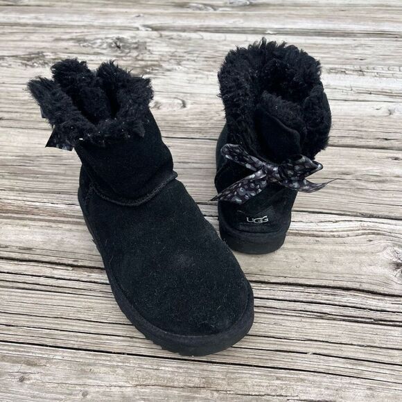 Ugg Australia Mini Bailey Bow Leopard Boots - Picture 1 of 6